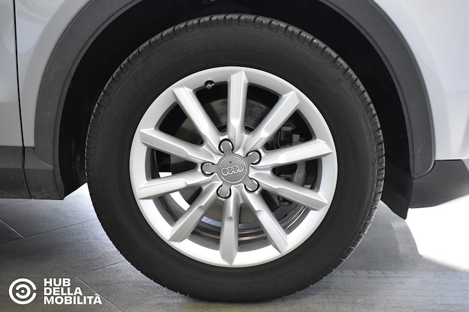 AUDI Q3 2.0 TDI 150 CV Business